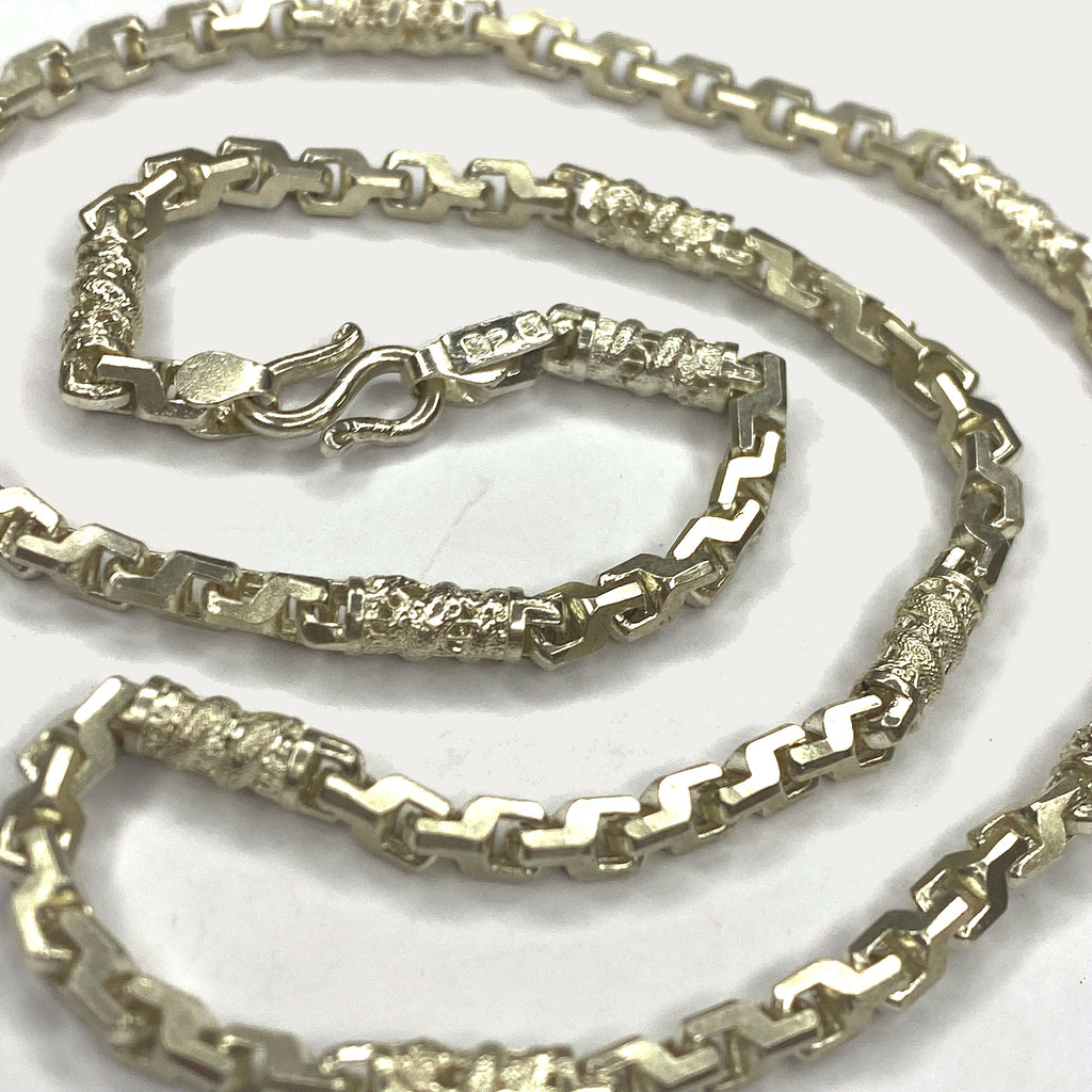 Dragon Link Necklace - Silver Chain