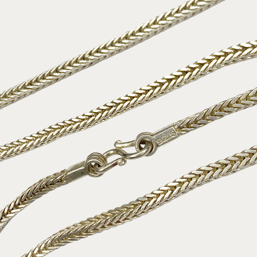 Solid 925 sterling silver Snakeskin Square Rope chain close up of hallmark