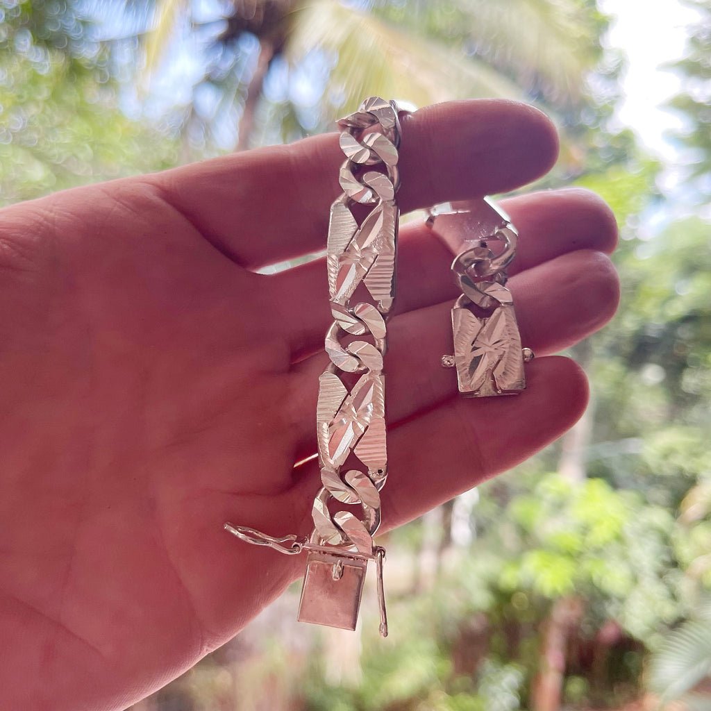 thick Diamond Cut Curb Link for everyday wear