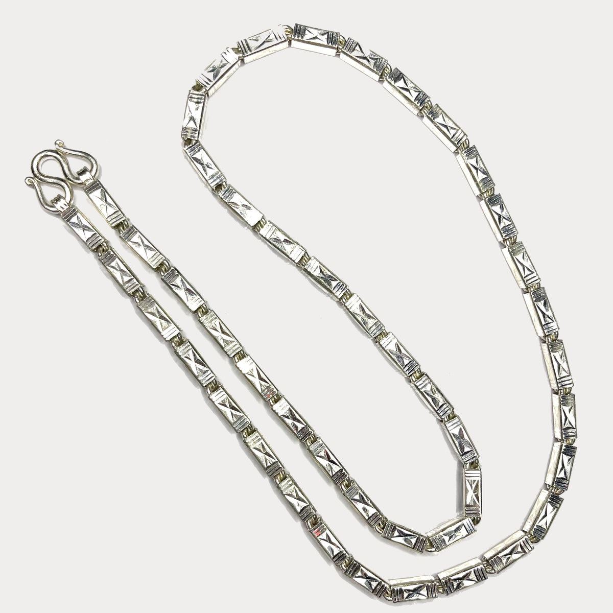 Handmade Diamond Cut square baht necklace 10in 100g 999 silver
