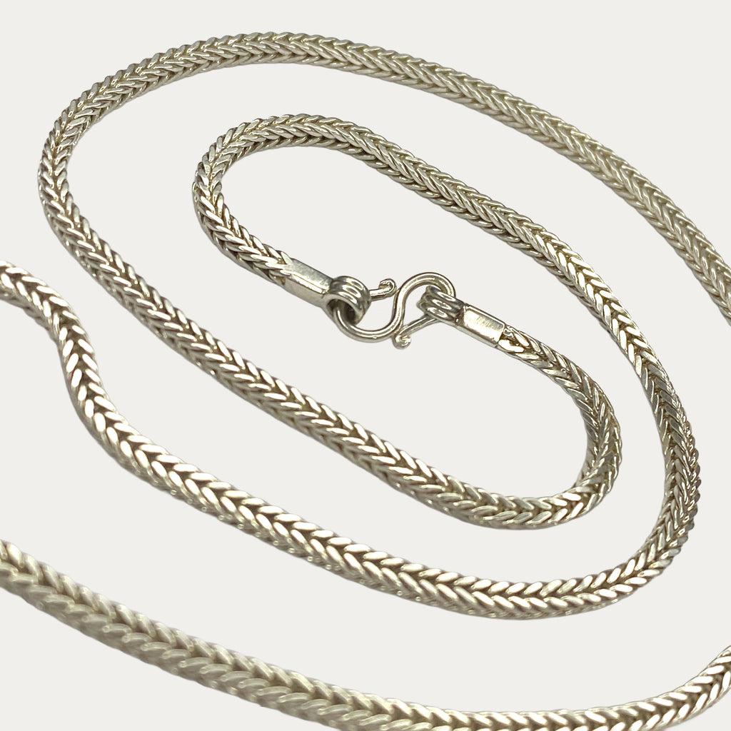 Everyday solid silver men's chain with Snakeskin Square Rope link design